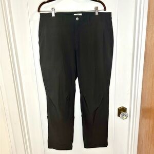 REI Women’s cargo pants with zipper pockets size 14 Petite